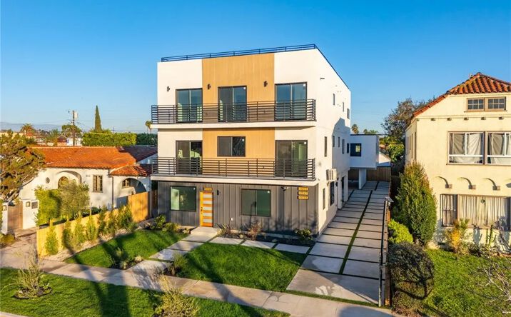 Pictures of Multifamily property located at 1658 S Hayworth Avenue, Los Angeles, CA 90035 for sales - image #1