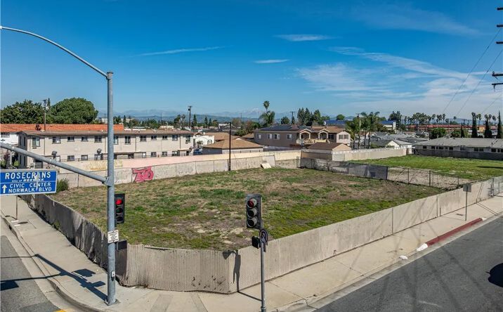 Pictures of Land property located at 12209 Rosecrans, Norwalk, CA 90650 for sales - image #1