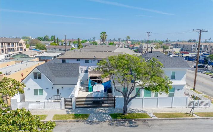 Pictures of Multifamily property located at 1014 Myrtle Avenue, Long Beach, CA 90813 for sales - image #1
