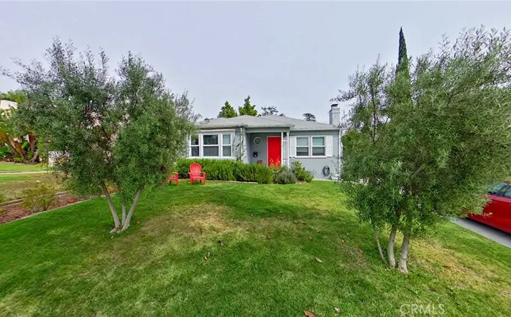 Pictures of Multifamily property located at 3516 Las Palmas, Glendale, CA 91208 for sales - image #1
