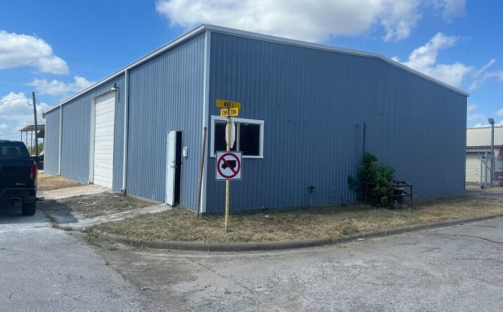 Pictures of Industrial property located at 302 Charlton St, Galena Park, TX 77547 for sales - image #1