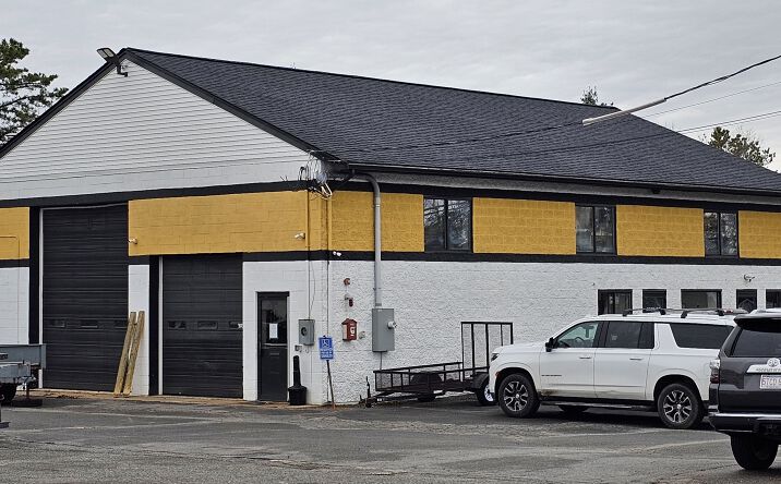 Pictures of Mixed Use property located at 3091 Cranberry Hwy, Wareham, MA 02538 for sales - image #1