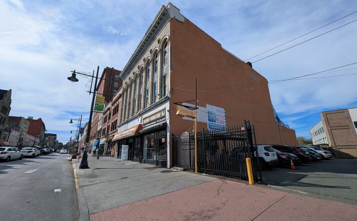 Pictures of Retail, Mixed Use property located at 203-207 Market St, Paterson, NJ 07505 for sales - image #1