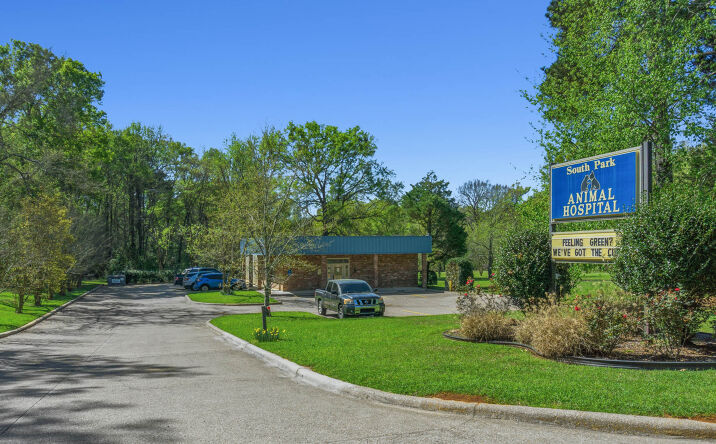 Pictures of Office property located at 2841 Meriwether Rd, Shreveport, LA 71108 for sales - image #1