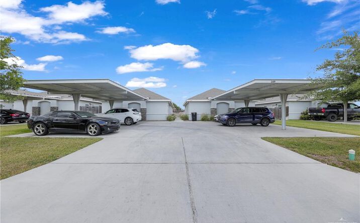 Pictures of Multifamily property located at 2109 Davenport Street, Weslaco, TX 78596 for sales - image #1