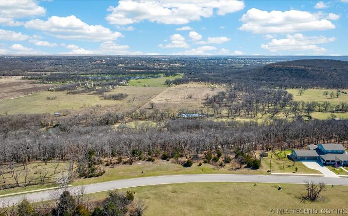 Pictures of Land property located at 2632 Mountain Road, Bartlesville, OK 74003 for sales - image #1