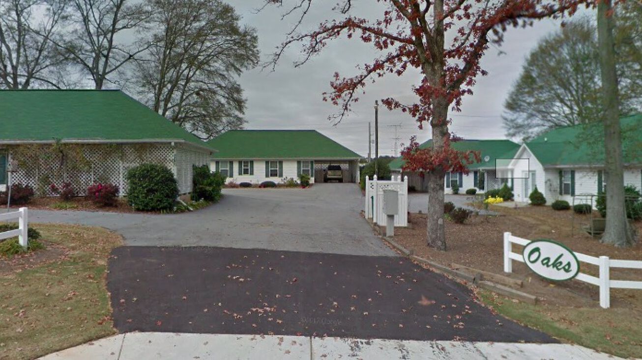 507 McPherson St, Bremen, GA 30110