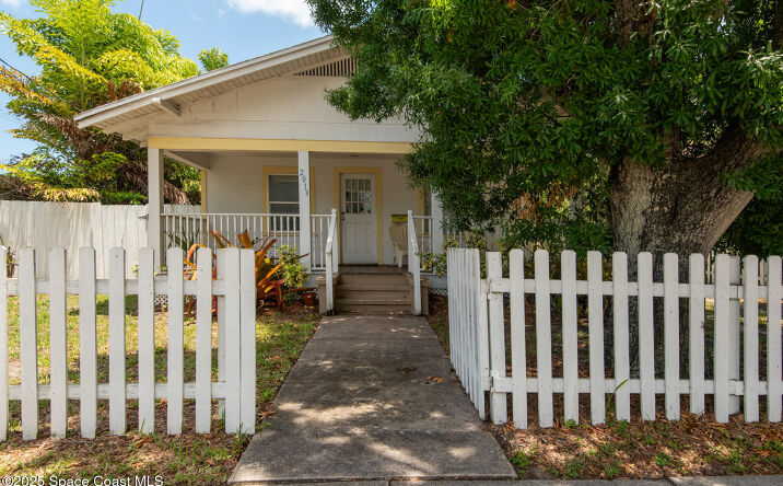 Pictures of Mixed Use, Land property located at 2013 Vernon Place, Melbourne, FL 32901 for sales - image #1