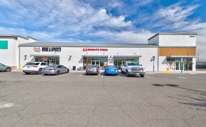 Pictures of Retail property located at 30920 Benton Road, Winchester, CA 92596 for sales - image #1