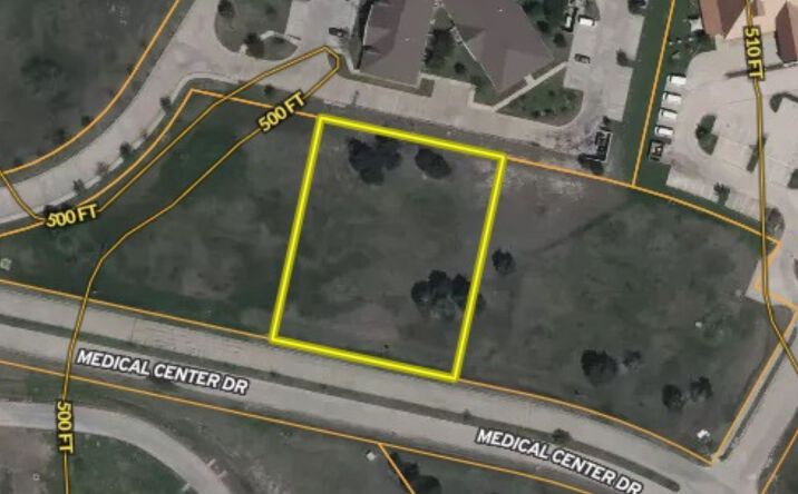 Pictures of Land property located at TBD Lot 2 Medical Center Drive, Ennis, TX 75119 for sales - image #1
