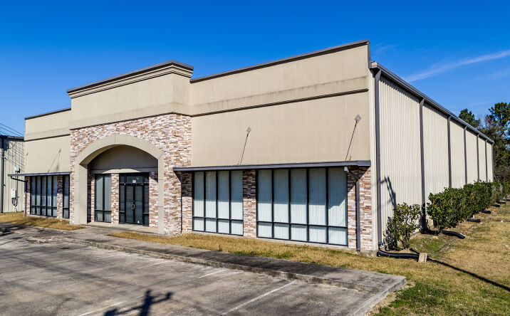 Pictures of Retail, Industrial property located at 1402 N Sam Houston Pkwy West, Houston, TX 77038 for sales - image #1