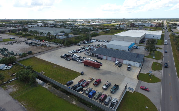 Pictures of Industrial property located at 3310 Hanson St, Ft Myers, FL 33916 for sales - image #1