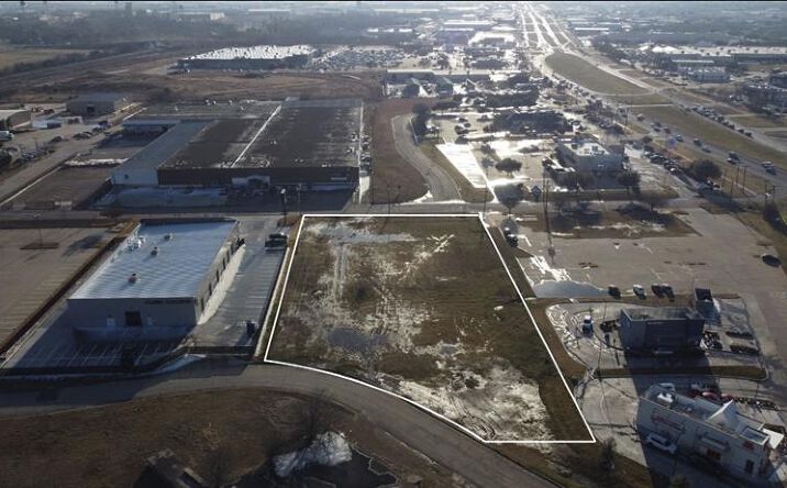 Pictures of Land property located at 400 Precision Dr, Waco, TX 76710 for sales - image #1