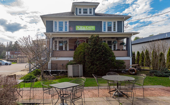 Pictures of Retail property located at 206 N Main St, Shavertown, PA 18708 for sales - image #1