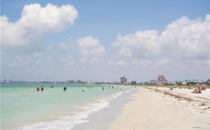 Pictures of Hospitality property located at E Kennedy Blvd, Tampa, FL 33602 for sales - image #1