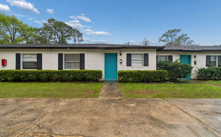 Pictures of Multifamily property located at 1515 Pullen Rd, Jacksonville, FL 32216 for sales - image #1
