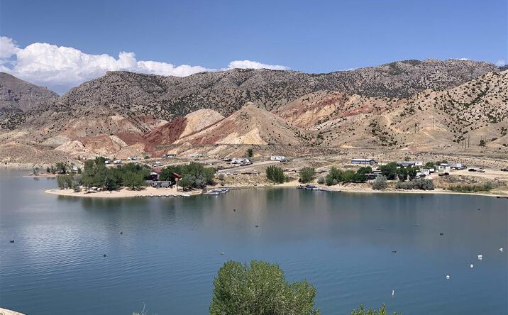 Pictures of Multifamily, Industrial, Special Purpose property located at 12 Boysen Marina Rd, Shoshoni, WY 82649 for sales - image #1