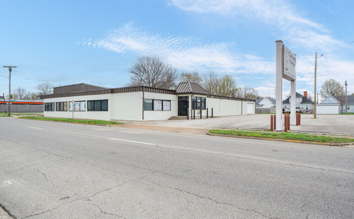 Pictures of Office, Retail, Self Storage, Special Purpose property located at 1601 Triplett St, Owensboro, KY 42303 for sales - image #1