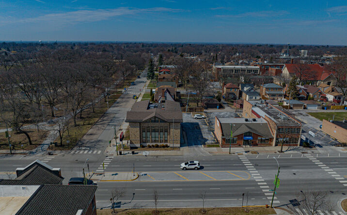 Pictures of Office property located at 11250 S Western Ave, Chicago, IL 60643 for sales - image #1