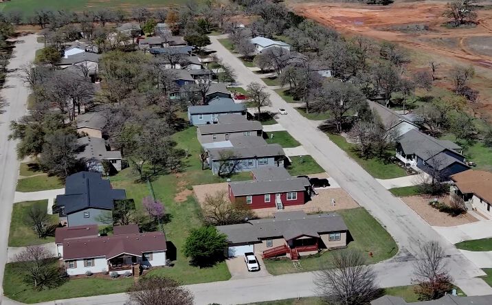 Pictures of Mobile Home Park property located at 420 Pyka Rd, Fredericksburg, TX 78624 for sales - image #1