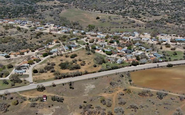 Pictures of Mobile Home Park property located at 100 Oak Ridge Rd, Fredericksburg, TX 78624 for sales - image #1