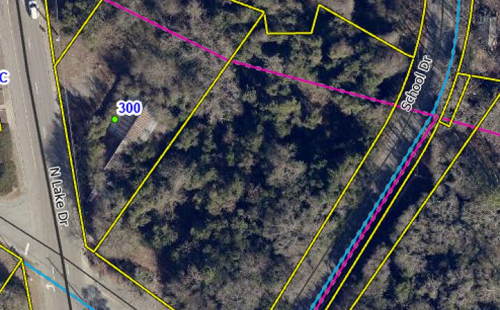 Pictures of Land property located at 300 N Lake Dr, Lexington, SC 29072 for sales - image #1