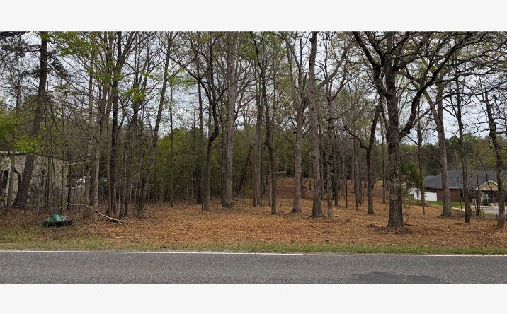 Pictures of Land property located at 946 Wendover Heights Drive, Shelby, NC 28150 for sales - image #1