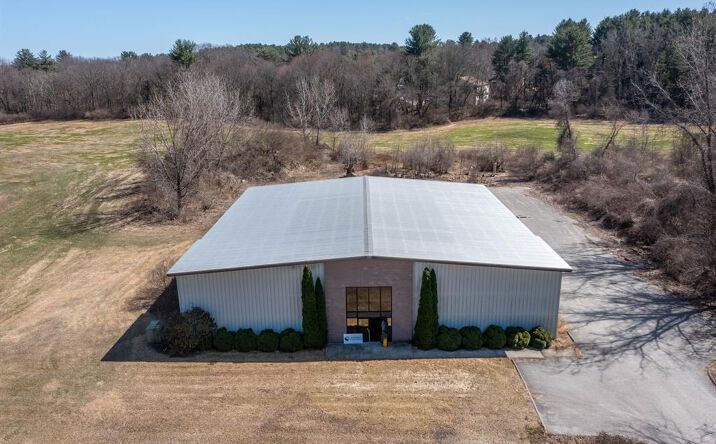Pictures of Industrial property located at 30 Crabtree Ln, Woodstock, CT 06281 for sales - image #1