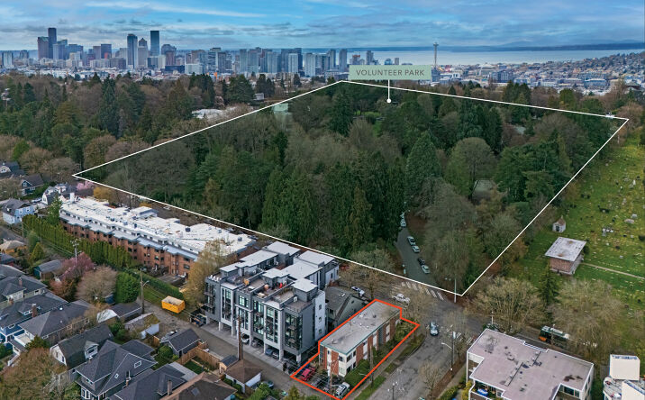 Pictures of Multifamily property located at 1505 E Galer St, Seattle, WA 98112 for sales - image #1
