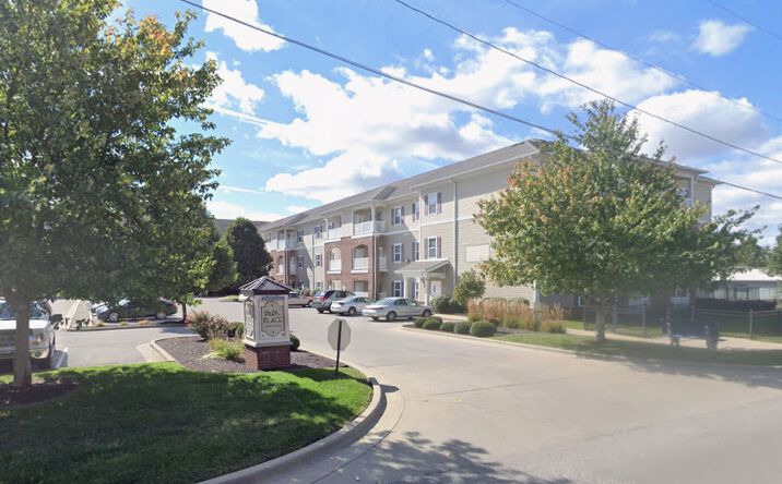 Pictures of Multifamily property located at 2915 Arleth St, Terre Haute, IN 47802 for sales - image #1
