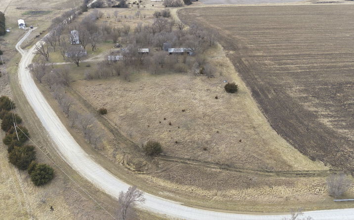Pictures of Land property located at 2052 E 341st St, Melvern, KS 66510 for sales - image #1