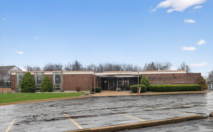 Pictures of Office property located at 2426 Burton Street SE, Grand Rapids, MI 49546 for sales - image #1