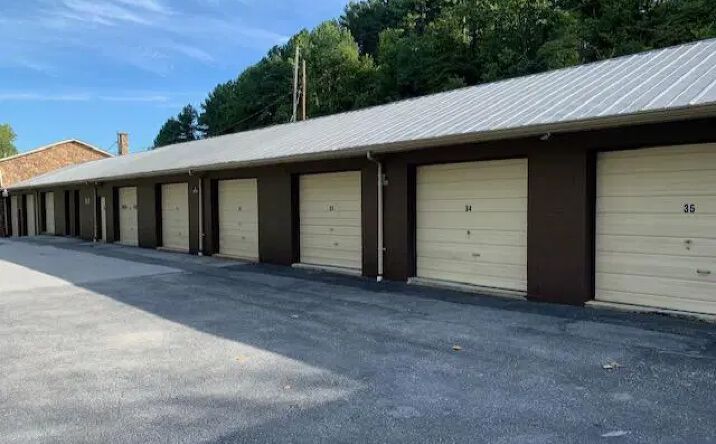 Pictures of Self Storage property located at 603 Remount Rd, Front Royal, VA 22630 for sales - image #1