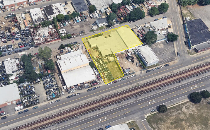 Pictures of Industrial property located at 131 Akron St, Lindenhurst, NY 11757 for sales - image #1