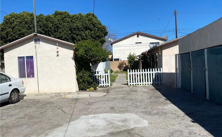 Pictures of Multifamily property located at 515 W Anaheim, Wilmington, CA 90744 for sales - image #1
