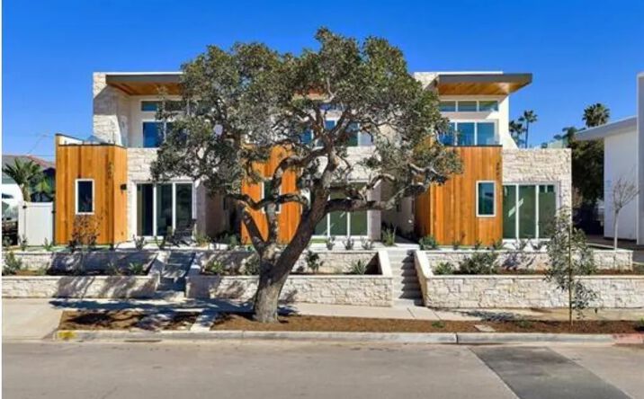 Pictures of Multifamily property located at 3901 Haines, San Diego, CA 92109 for sales - image #1