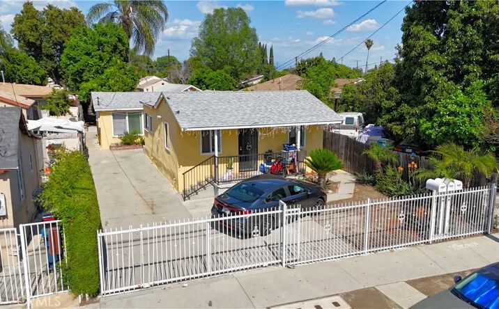 Pictures of Multifamily property located at 11363 Medina Court, El Monte, CA 91731 for sales - image #1