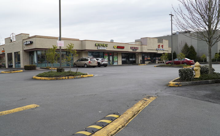 Pictures of Retail property located at 1805 S 316th St, Federal Way, WA 98003 for sales - image #1