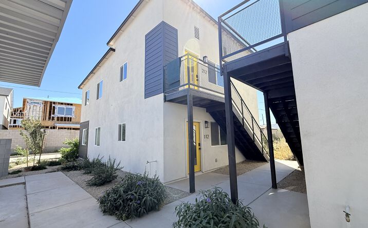 Pictures of Multifamily property located at 4037 S 12th St, Phoenix, AZ 85040 for sales - image #1
