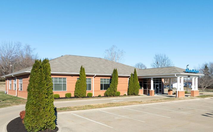 Pictures of Office, Retail property located at 255 E North St, Madisonville, KY 42431 for sales - image #1