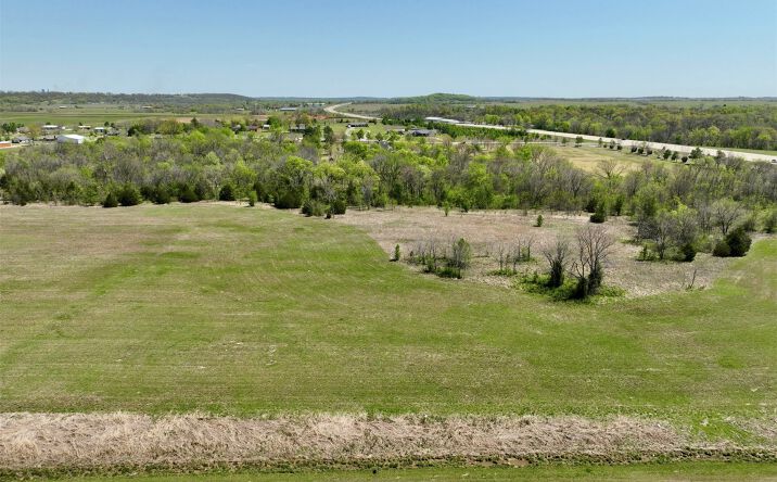 Pictures of Land property located at 8 S 4200 Road, Claremore, OK 74019 for sales - image #1