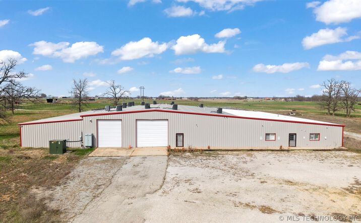 Pictures of Office, Special Purpose, Retail, Industrial property located at 57530 E US Hwy 59, Fairland, OK 74343 for sales - image #1
