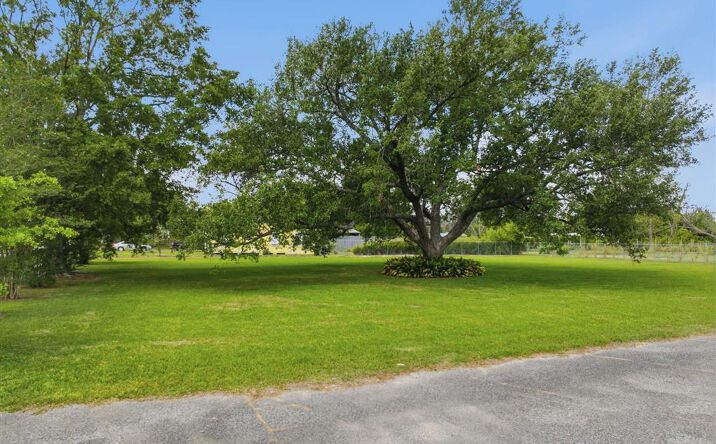 Pictures of Land property located at W Claude Street, Lake Charles, LA 70605 for sales - image #1