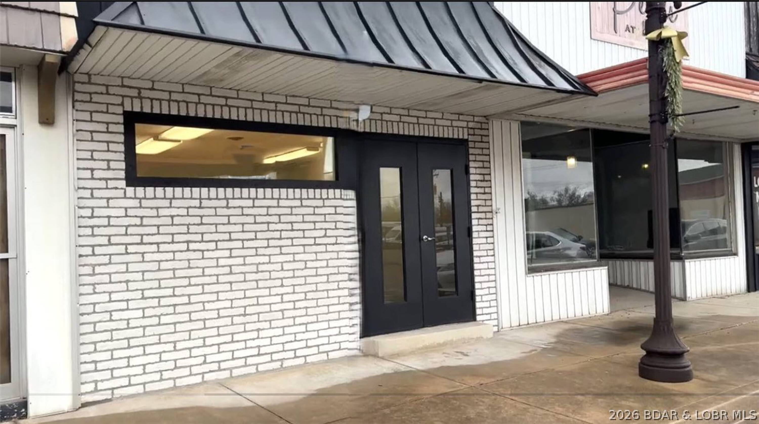 11 Maple St, Eldon, MO 65026