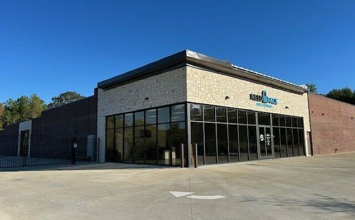 Pictures of Retail property located at 2860 Rylan Rd, Hernando, MS 38632 for sales - image #1
