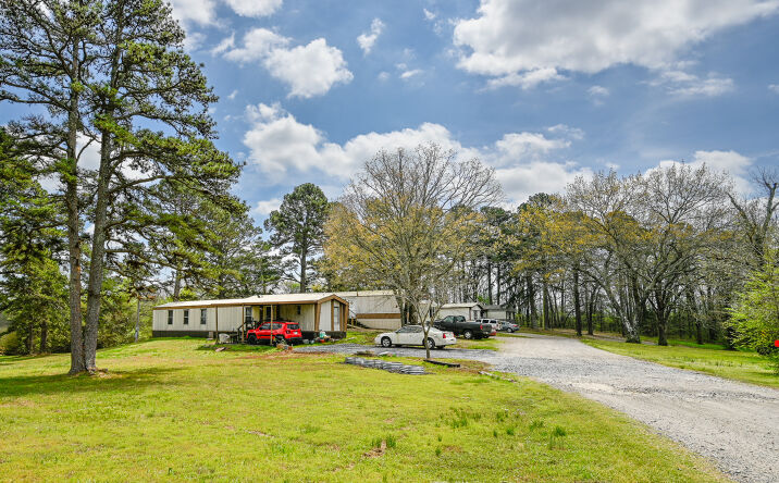 Pictures of Multifamily property located at 110 Trailwood Lane, Mena, AR 71953 for sales - image #1