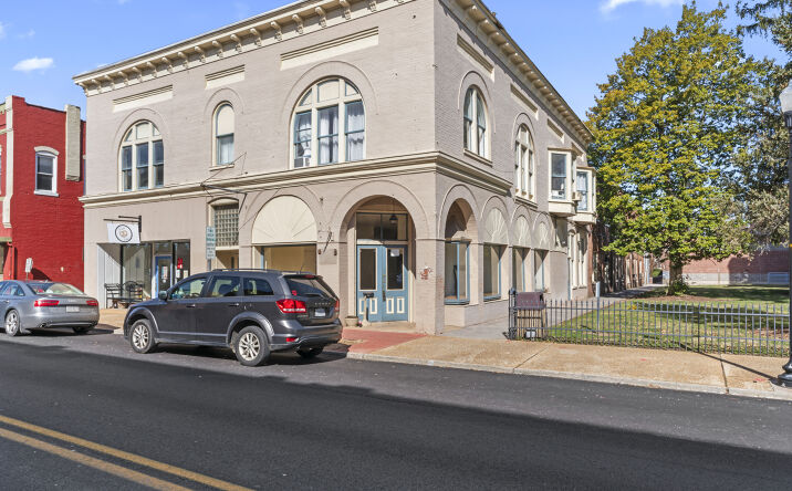 Pictures of Special Purpose property located at 74 Court Square West, Pulaski, VA 24301 for sales - image #1
