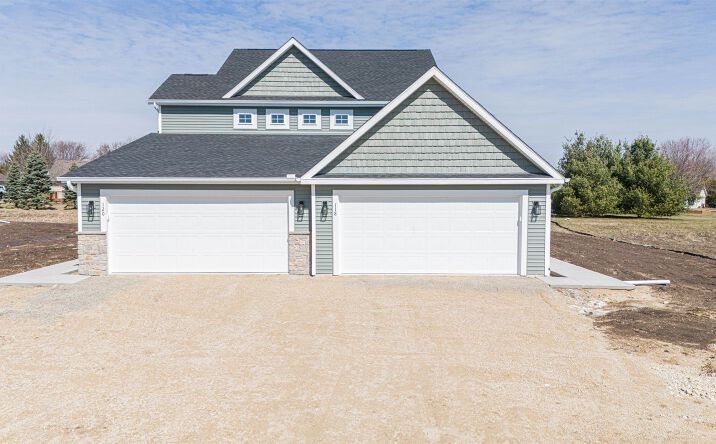 Pictures of Multifamily property located at 118-120 E Ash Lane, Milton, WI 53563 for sales - image #1