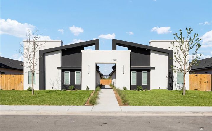 Pictures of Multifamily property located at 11501 N 25th Street, McAllen, TX 78504 for sales - image #1