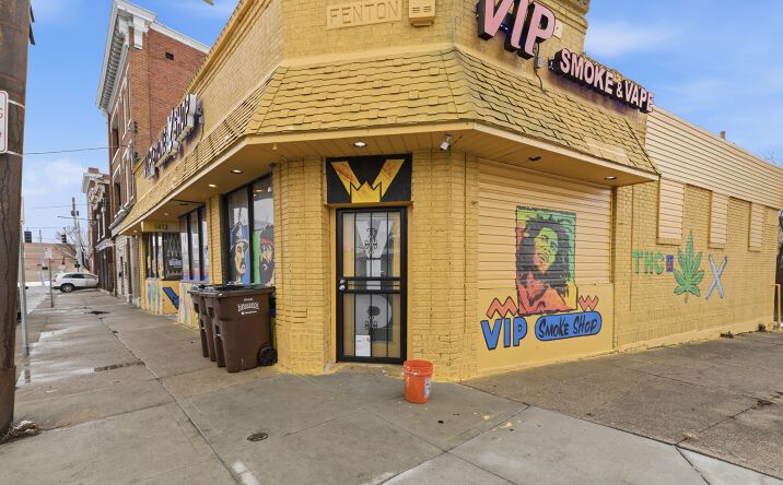 Pictures of Retail property located at 4413 Glenway Ave, Cincinnati, OH 45205 for sales - image #1